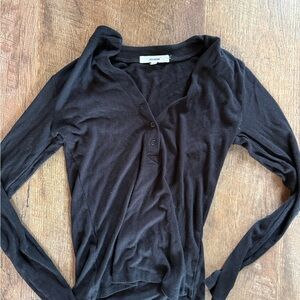 Joah Brown Black Long-Sleeve Henley Top